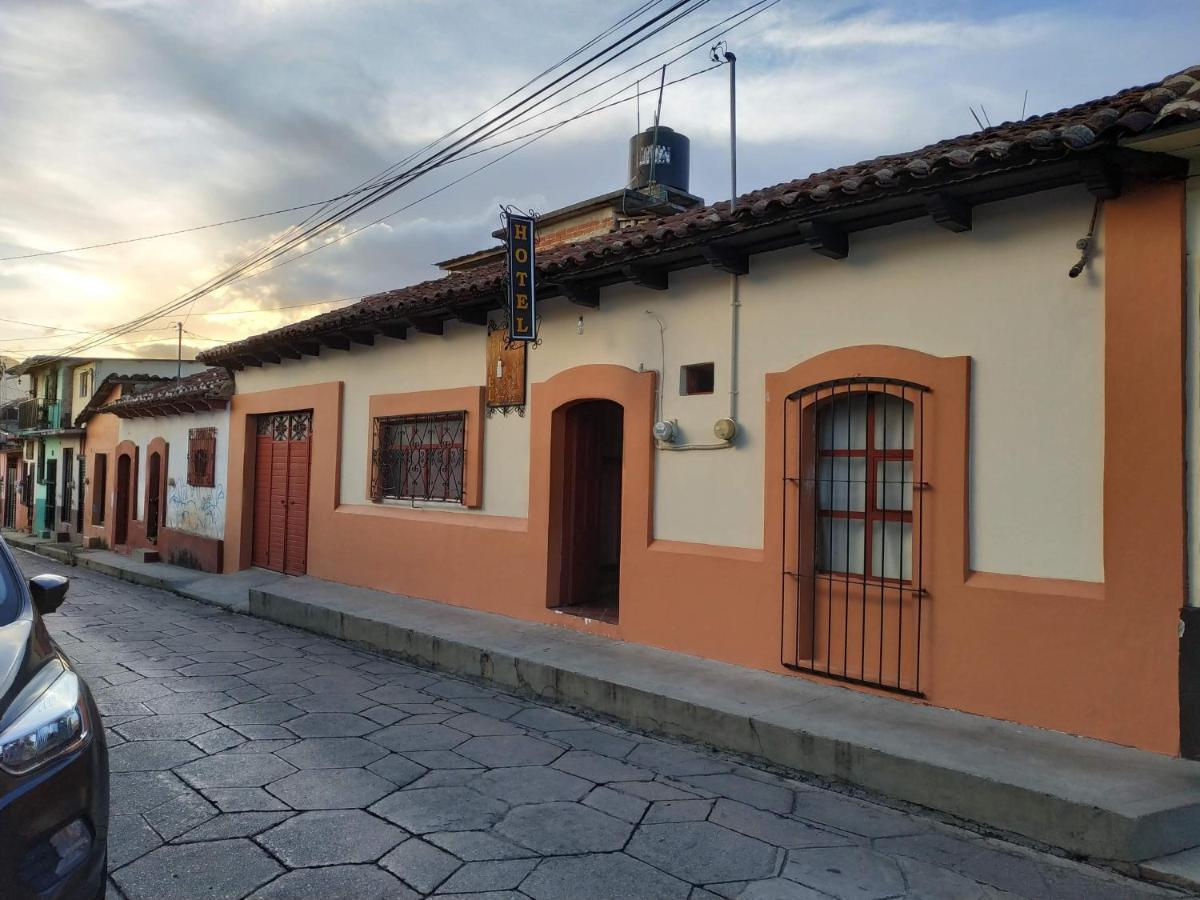 Hotel Alexandria San Cristóbal de Las Casas Esterno foto